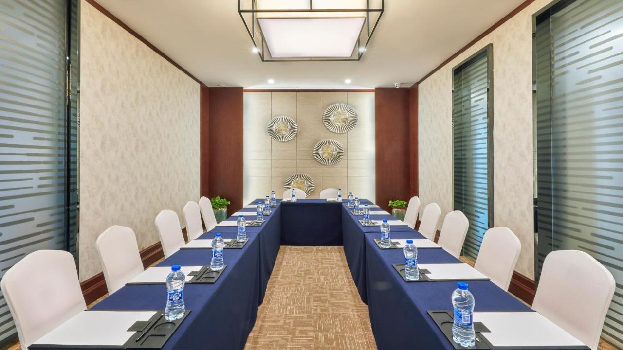 Ssaw Boutique Hotel Ningbo Cbd Exterior photo